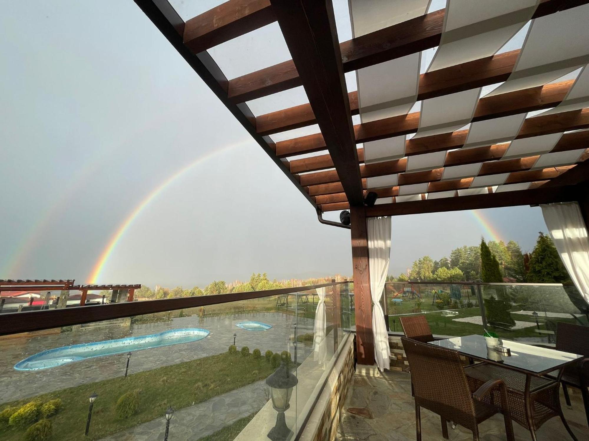 Family Hotel Eterno Tsigov Chark Εξωτερικό φωτογραφία